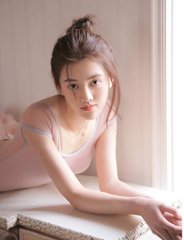 黄大仙精准内部三肖三码_: 重要的选择与决策，对未来的前景令人期待。